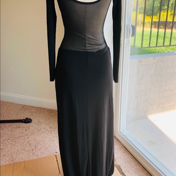 STUNNING FLOORLENGTH MESH CUTOUT EXPOSED BACKDRESS - Picture 5 of 7